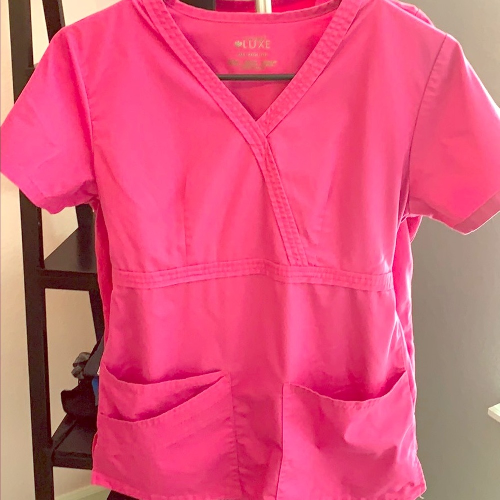 XXS scrub top